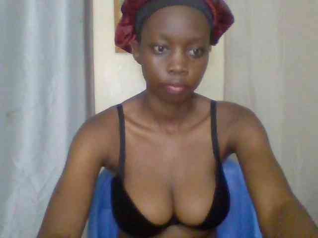 Sexyebonyxx webcam
