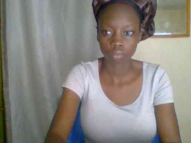 Sexyebonyxx webcam