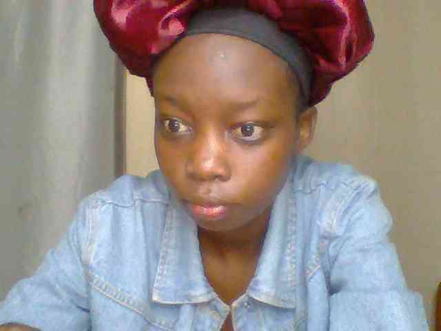 Modèle: Sexyebonyxx