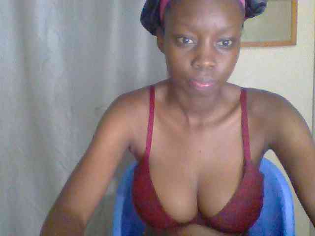 Sexyebonyxx webcam