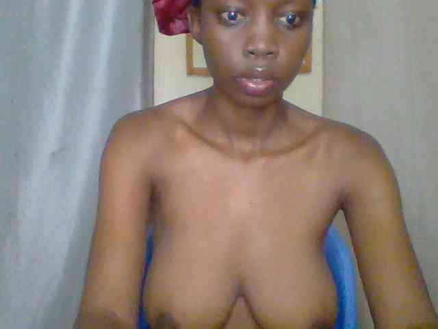 Modèle: Sexyebonyxx