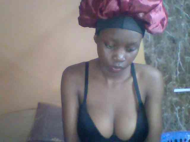 Modèle: Sexyebonyxx