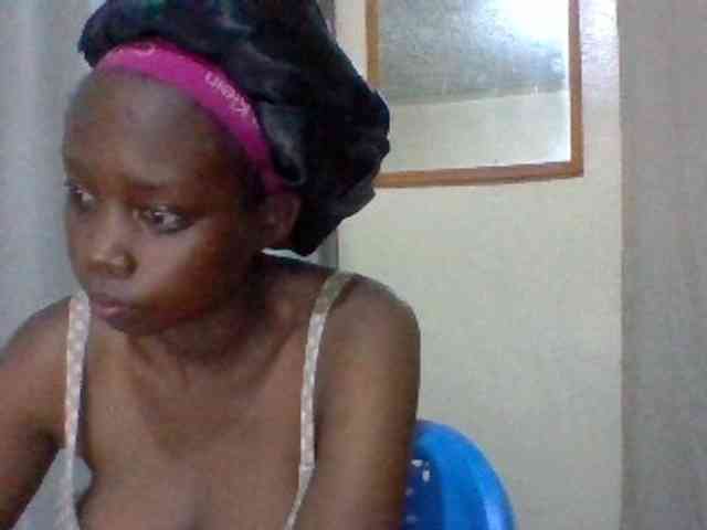 Sexyebonyxx webcam