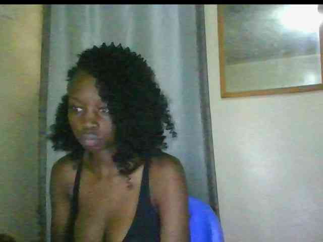 Sexyebonyxx webcam