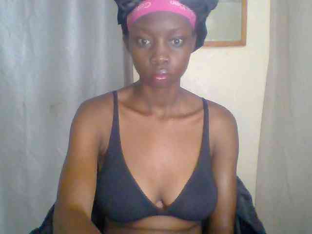 Sexyebonyxx webcam