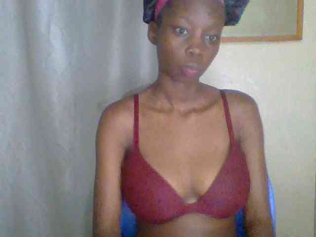 Sexyebonyxx webcam