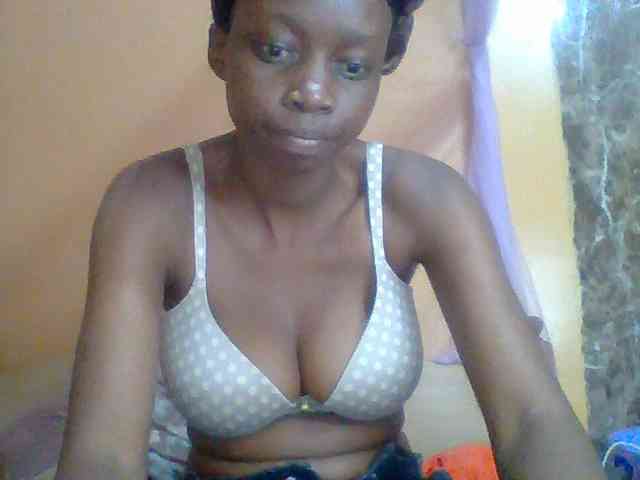 Sexyebonyxx webcam
