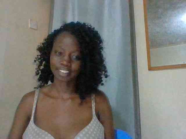 Sexyebonyxx webcam