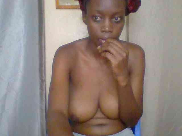 Modèle: Sexyebonyxx