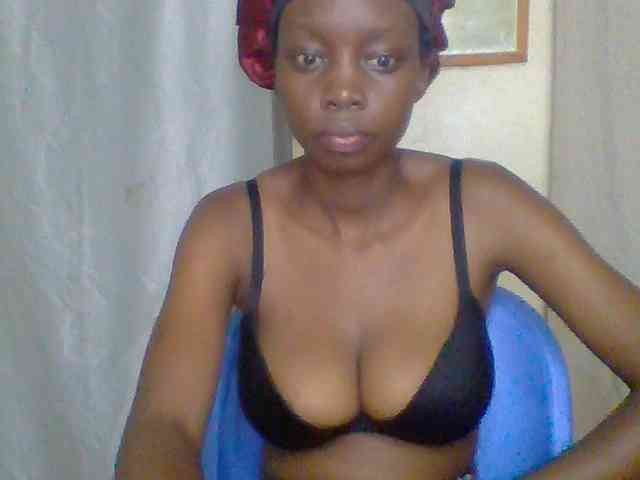 Sexyebonyxx webcam