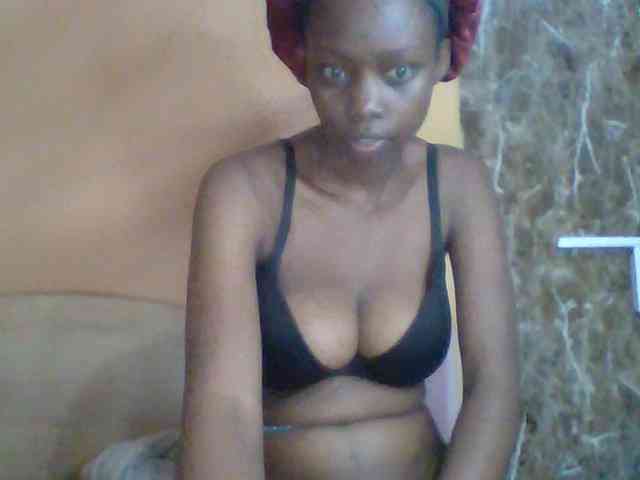 Sexyebonyxx webcam