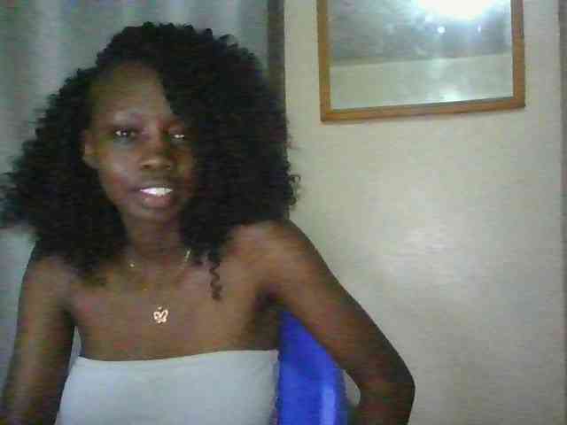 Sexyebonyxx webcam