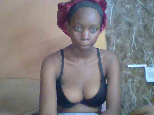Sexyebonyxx webcam