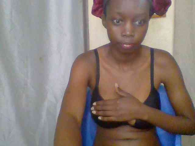 Sexyebonyxx webcam
