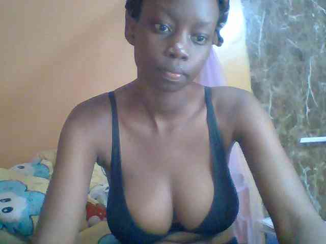 Sexyebonyxx webcam
