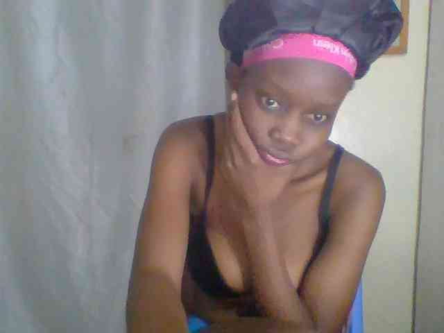 Sexyebonyxx webcam