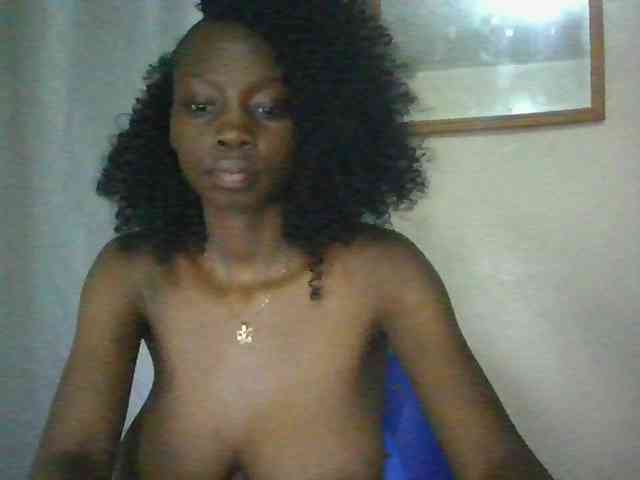 Sexyebonyxx webcam
