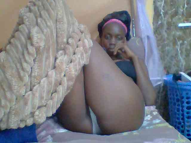 Sexyebonyxx webcam
