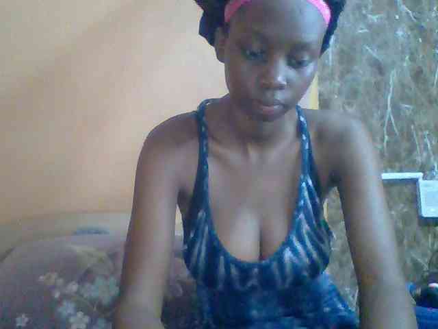 Sexyebonyxx webcam