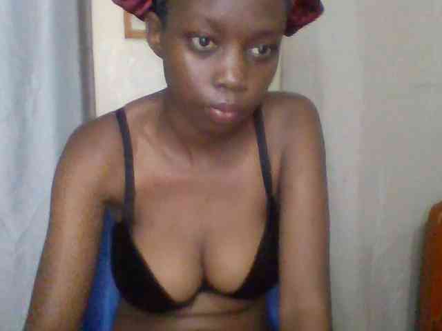 Sexyebonyxx webcam