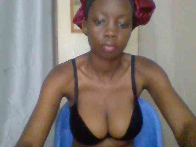 Sexyebonyxx webcam