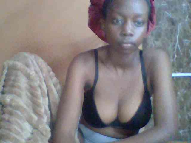 Modèle: Sexyebonyxx