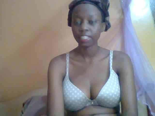 Sexyebonyxx webcam