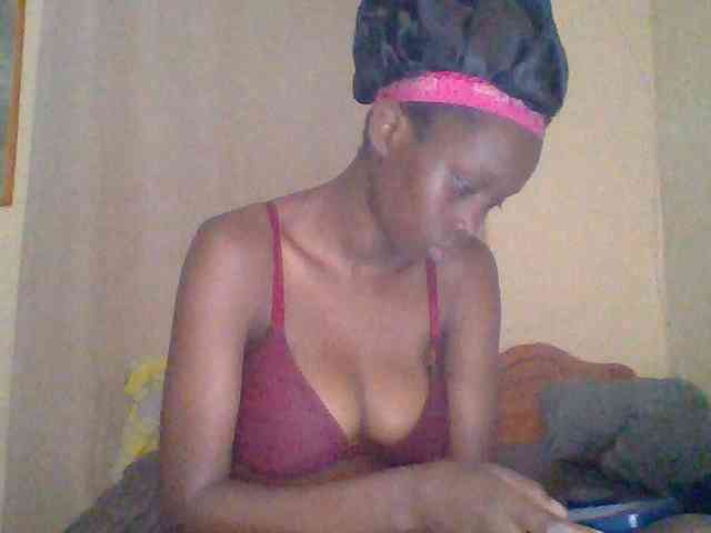 Sexyebonyxx webcam