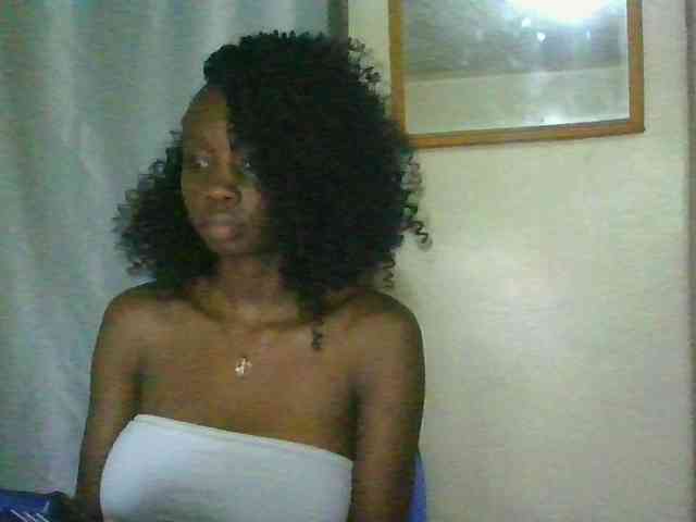Sexyebonyxx webcam
