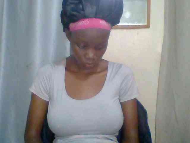 Sexyebonyxx webcam