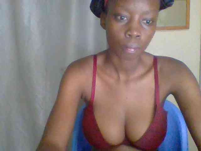 Modèle: Sexyebonyxx