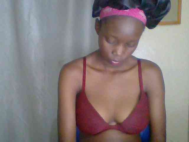 Sexyebonyxx webcam