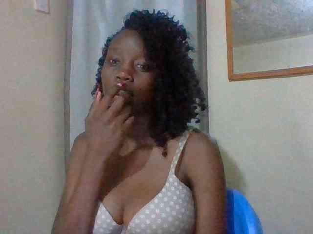 Sexyebonyxx webcam