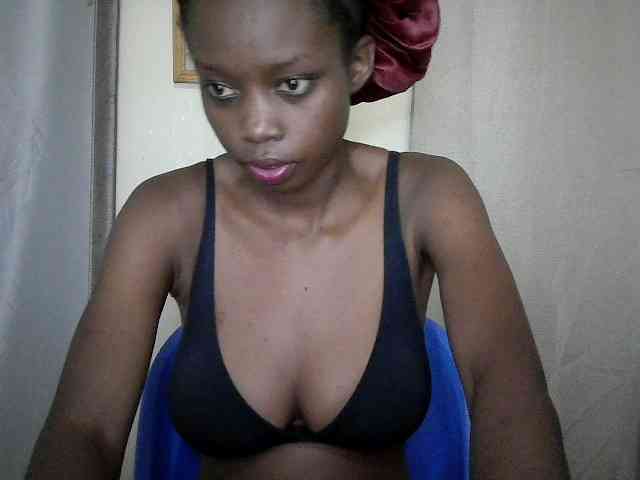 Sexyebonyxx webcam