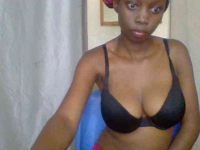 Sexyebonyxx webcam