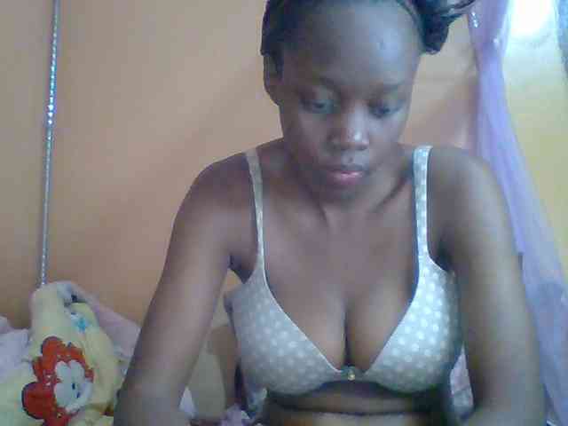 Sexyebonyxx webcam