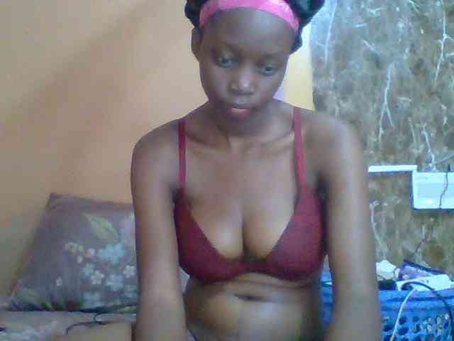 Sexyebonyxx webcam