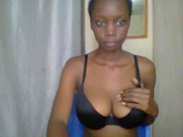 Sexyebonyxx webcam