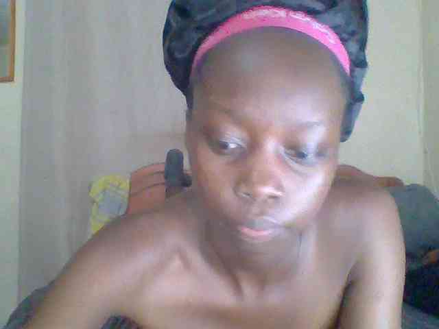Sexyebonyxx webcam