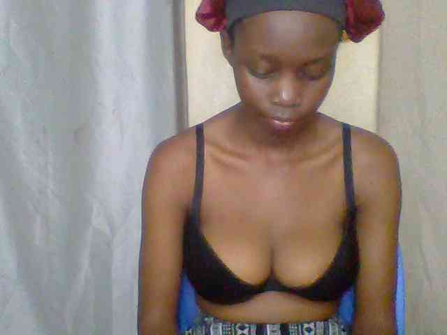 Sexyebonyxx webcam