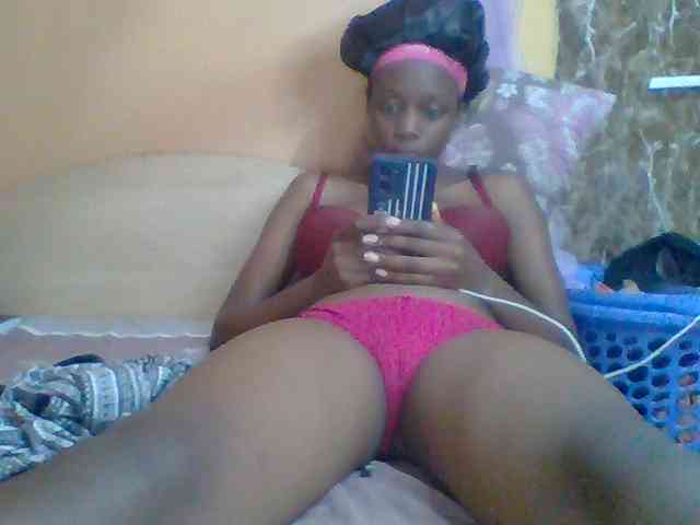 Sexyebonyxx webcam