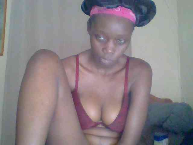 Sexyebonyxx webcam