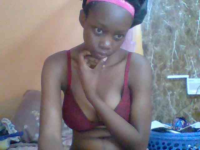 Sexyebonyxx webcam