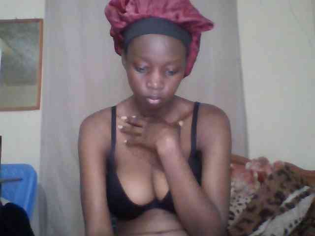 Modèle: Sexyebonyxx