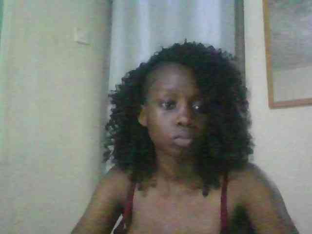 Modèle: Sexyebonyxx