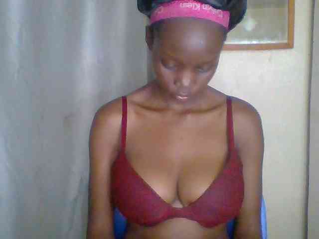 Sexyebonyxx webcam