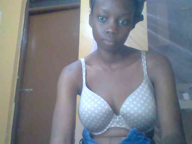 Sexyebonyxx webcam