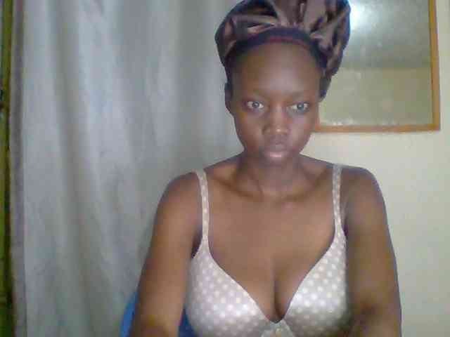 Sexyebonyxx webcam