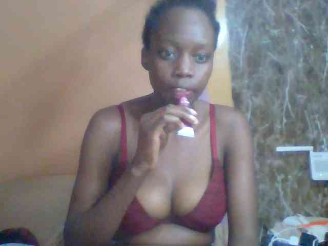 Modèle: Sexyebonyxx