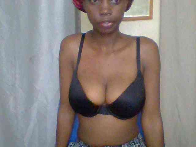 Sexyebonyxx webcam